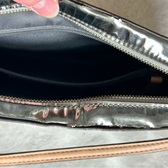 Coach Poppy Mirror Metallic Silver Crossbody Bag Leather Adjustable Strap - Picture 9 of 11